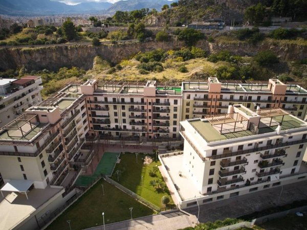 appartamento in vendita a Palermo in zona Arenella/Vergine Maria