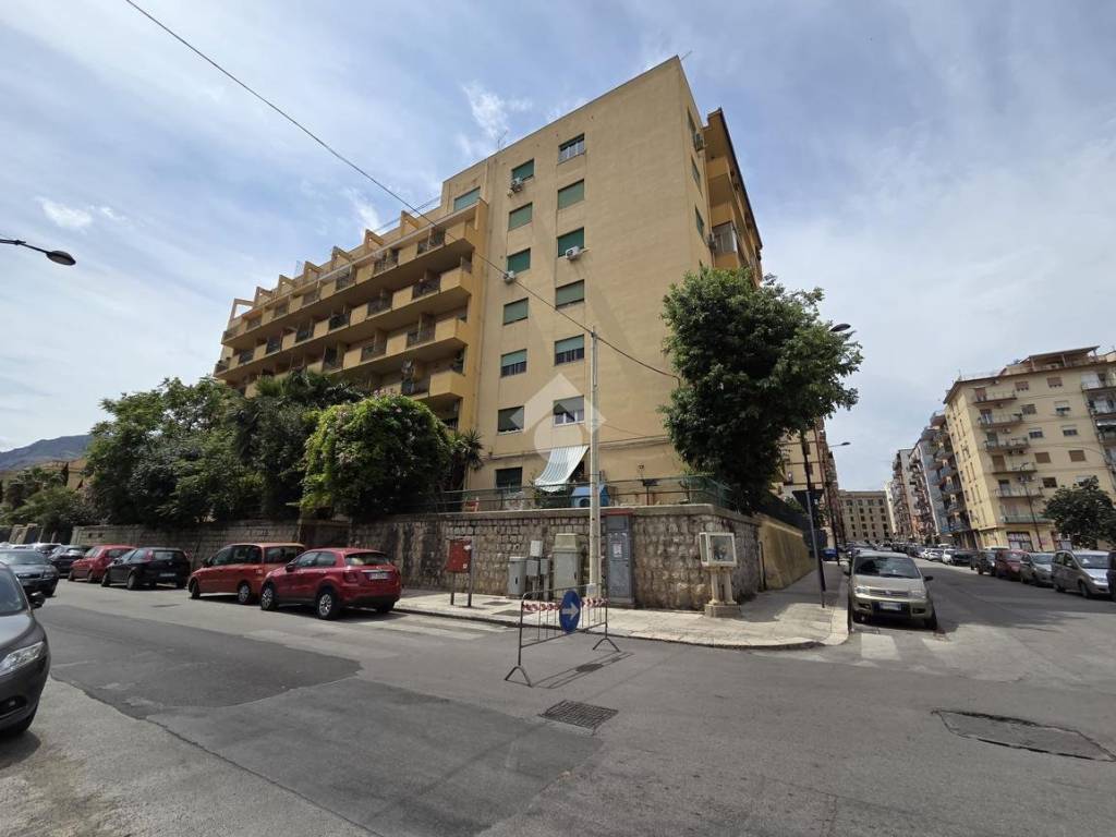appartamento in vendita a Palermo in zona Acqua dei Corsari