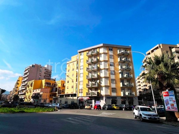 appartamento in vendita a Palermo in zona Zisa