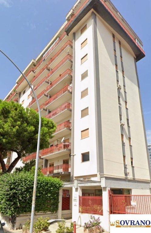 appartamento in vendita a Palermo in zona Malaspina/Palagonia