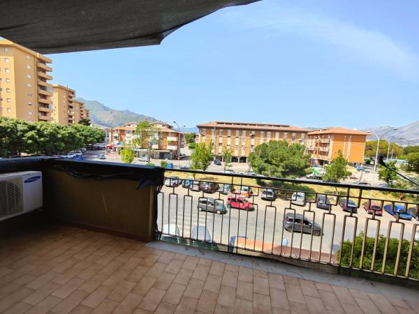 appartamento in vendita a Palermo in zona Montegrappa / Santa Rosalia