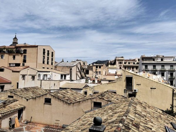 appartamento in vendita a Palermo in zona Centro storico