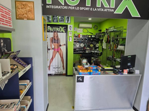 negozio in vendita a Palermo in zona Uditore