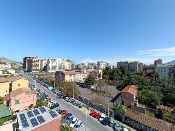 appartamento in vendita a Palermo in zona Montepellegrino