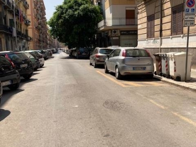 locale di sgombero in vendita a Palermo in zona Zisa