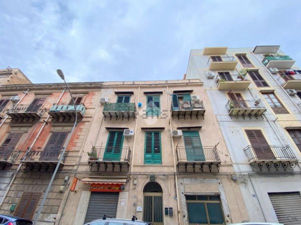 appartamento in vendita a Palermo in zona Zisa