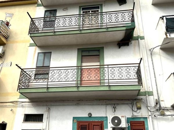 appartamento in vendita a Palermo in zona Chiavelli