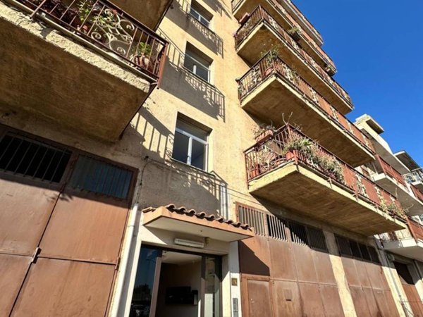 appartamento in vendita a Palermo in zona Chiavelli