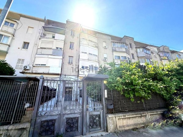 appartamento in vendita a Palermo in zona Malaspina/Palagonia