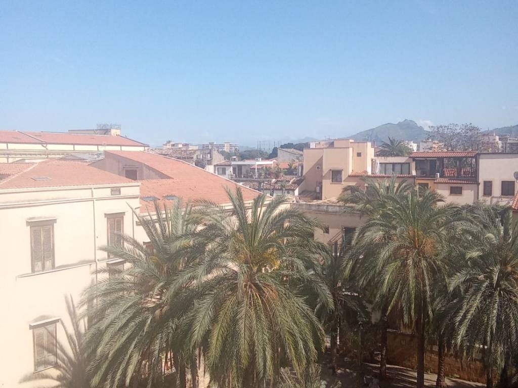 appartamento in vendita a Palermo in zona Centro storico