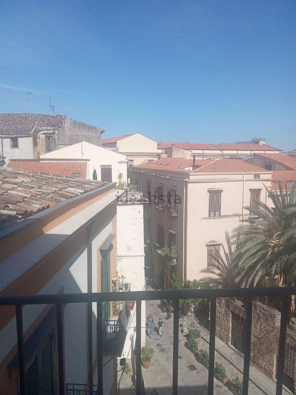 appartamento in vendita a Palermo in zona Centro storico