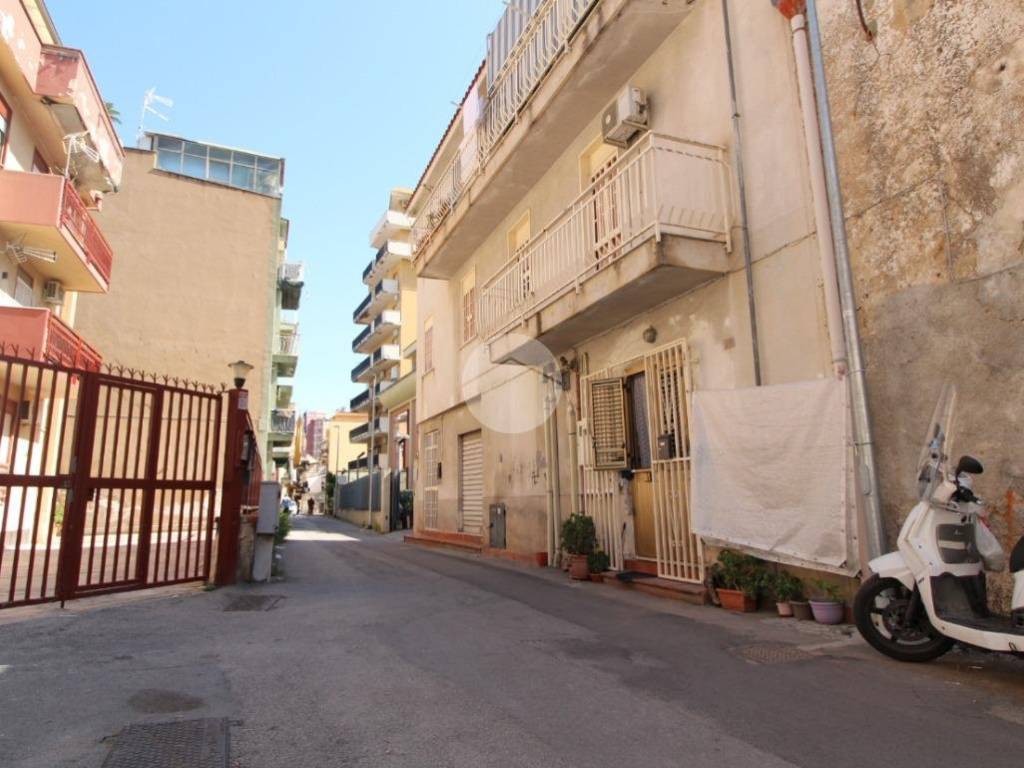 appartamento in vendita a Palermo in zona Borgo Nuovo