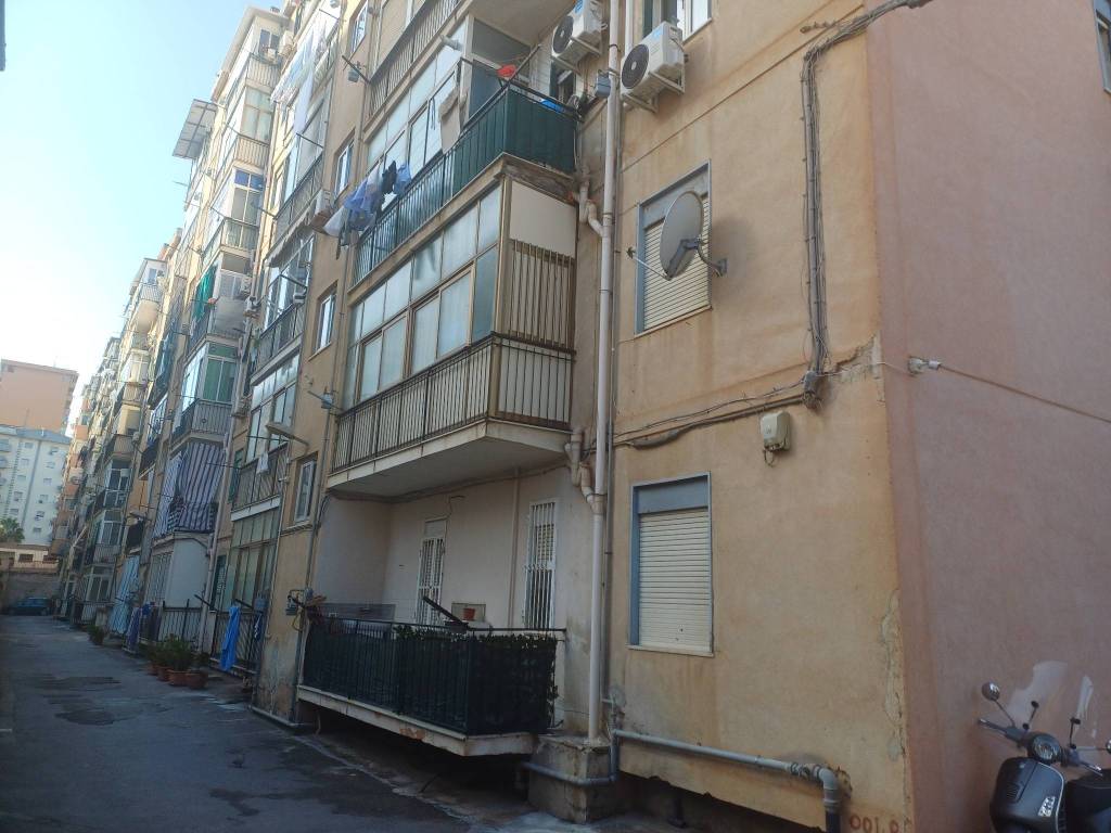appartamento in vendita a Palermo in zona Settecannoli