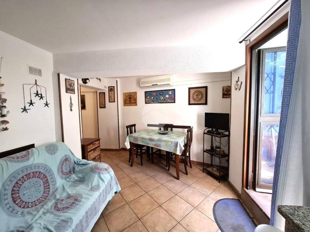 appartamento in vendita a Palermo in zona Mondello