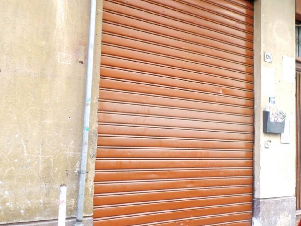 locale commerciale in vendita a Palermo in zona Malaspina/Palagonia