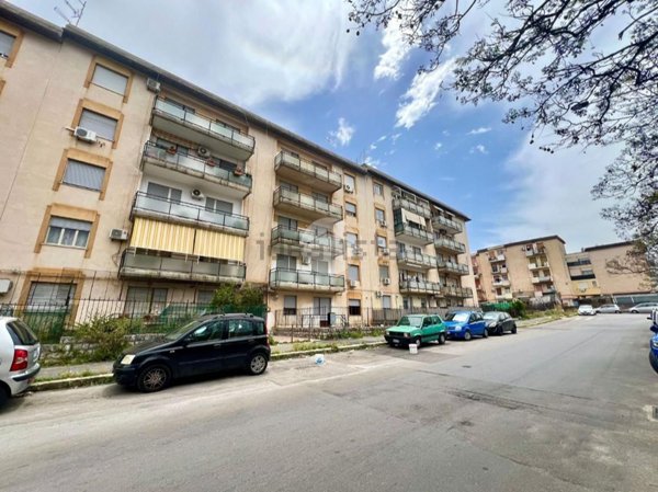 appartamento in vendita a Palermo in zona Villagrazia/Falsomiele
