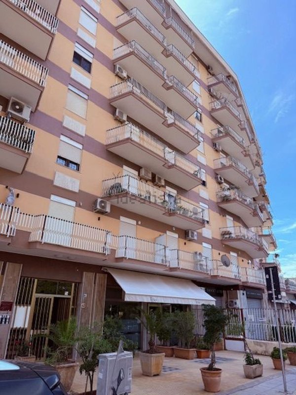 appartamento in vendita a Palermo in zona Resuttana