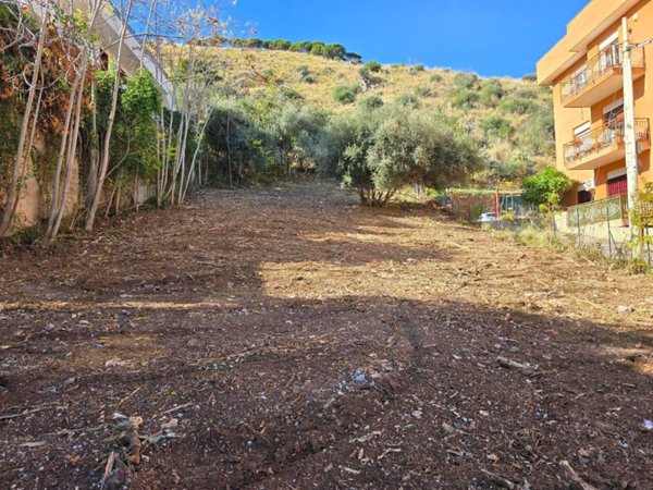 negozio in vendita a Palermo in zona Boccadifalco