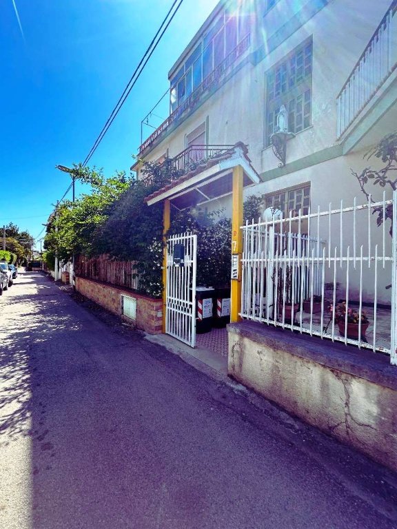 appartamento in vendita a Palermo in zona Mondello