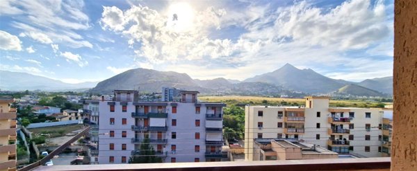 appartamento in vendita a Palermo in zona Baida