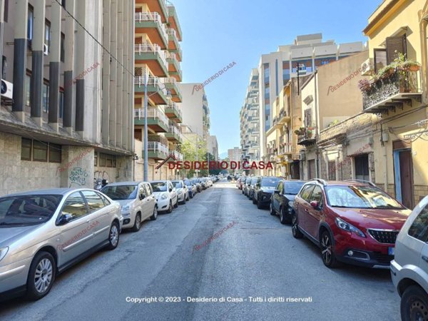 appartamento in vendita a Palermo in zona San Lorenzo