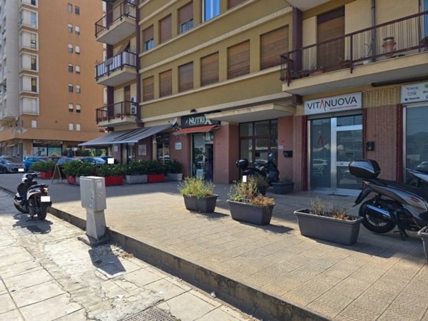 negozio in vendita a Palermo in zona Uditore