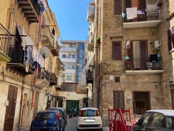 appartamento in vendita a Palermo in zona Oreto