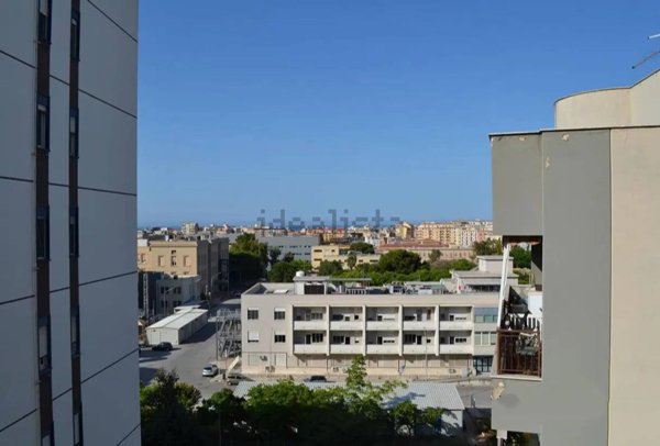 appartamento in vendita a Palermo in zona Montegrappa / Santa Rosalia