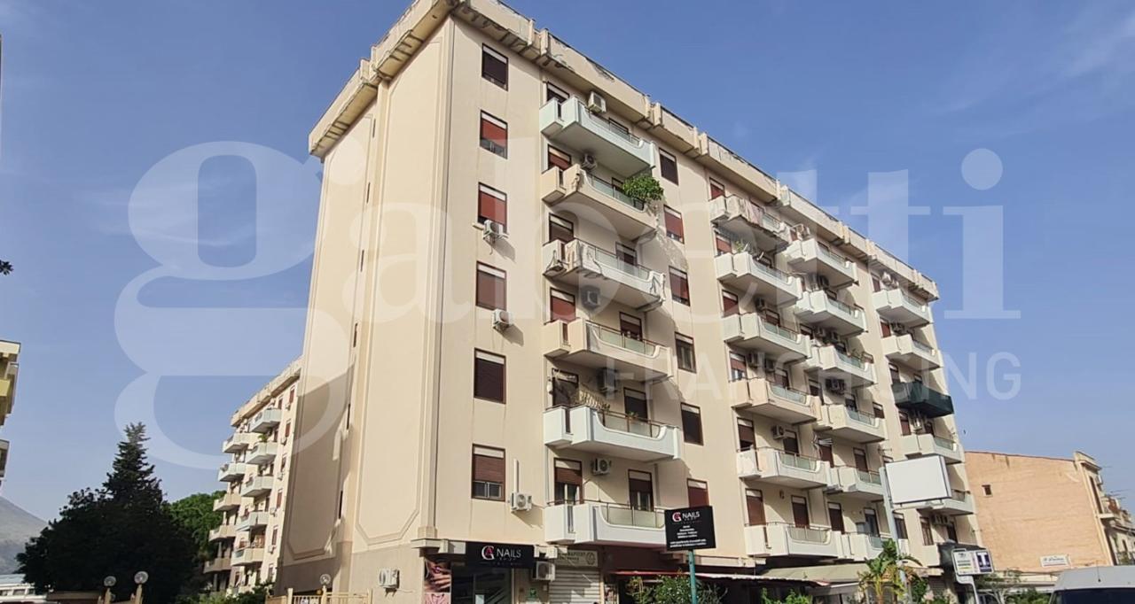 appartamento in vendita a Palermo in zona Cruillas