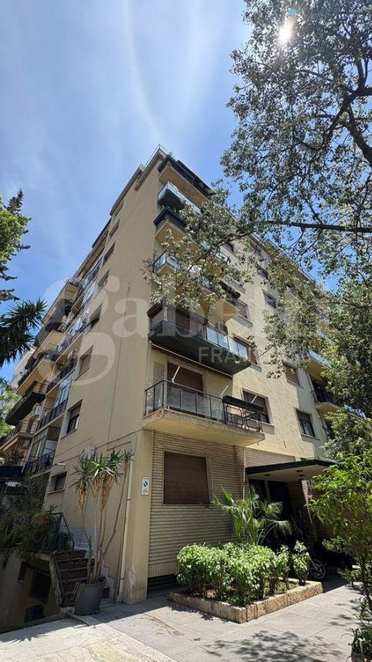 appartamento in vendita a Palermo in zona Libertà