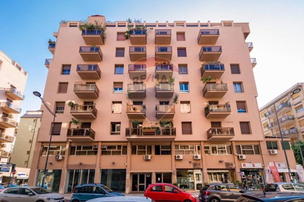 appartamento in vendita a Palermo in zona Libertà