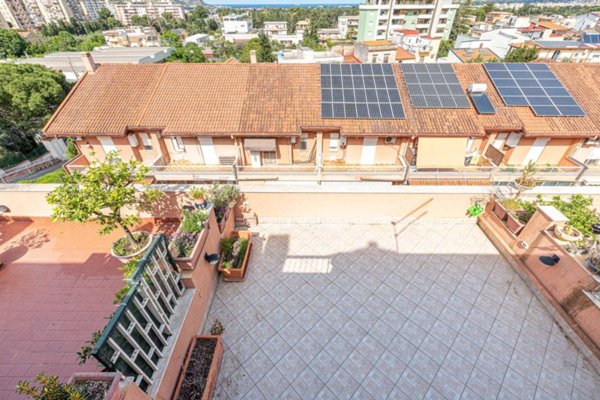 casa indipendente in vendita a Palermo in zona Tommaso Natale