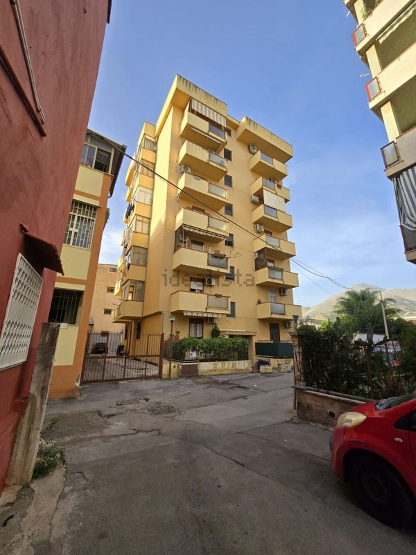 appartamento in vendita a Palermo