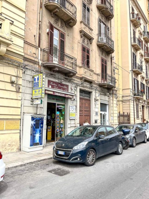 negozio in vendita a Palermo
