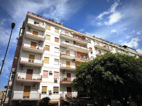 appartamento in vendita a Palermo in zona Zisa