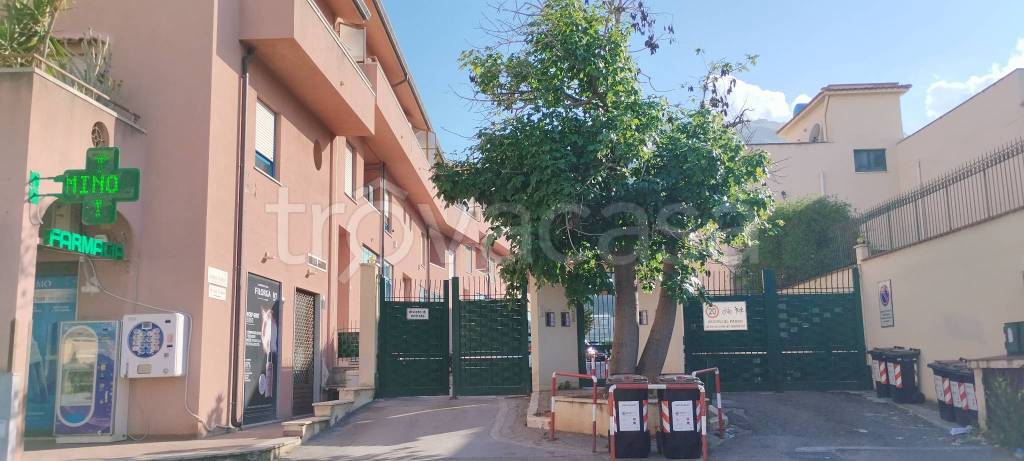 appartamento in vendita a Palermo in zona San Lorenzo