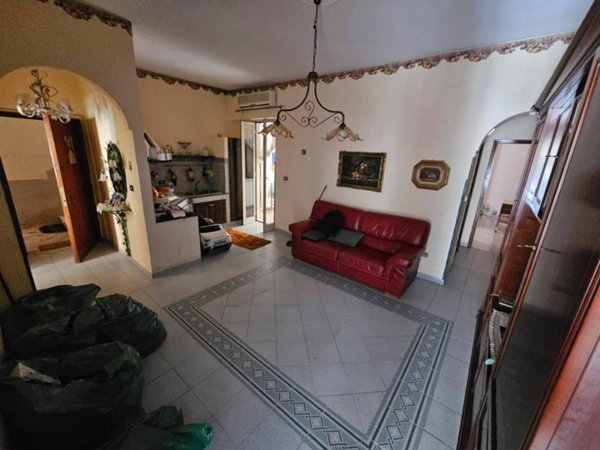 appartamento in vendita a Palermo in zona Montegrappa / Santa Rosalia