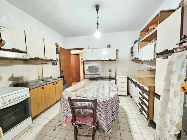 appartamento in vendita a Palermo in zona Villagrazia/Falsomiele