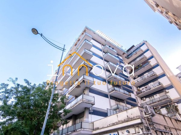 appartamento in vendita a Palermo in zona Politeama