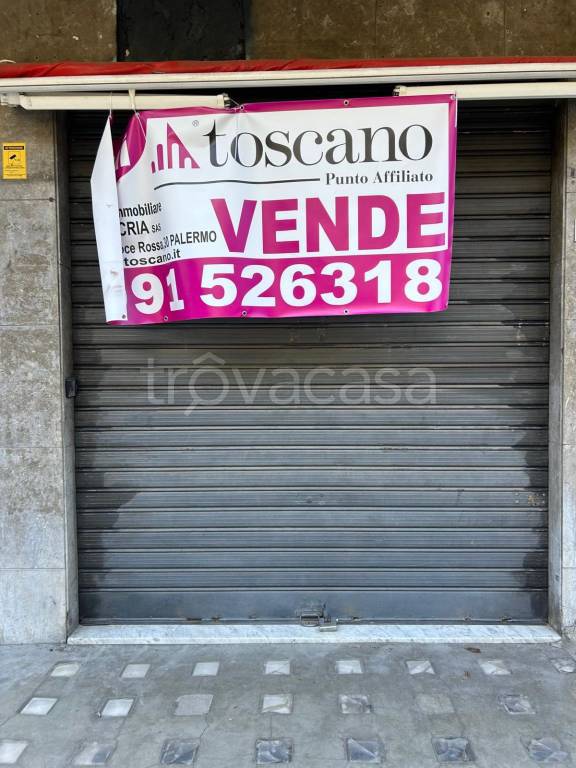 negozio in vendita a Palermo in zona Libertà