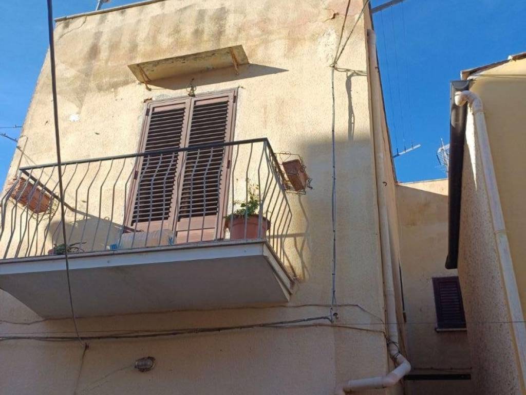 appartamento in vendita a Palermo in zona Chiavelli