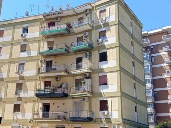 appartamento in vendita a Palermo in zona Oreto
