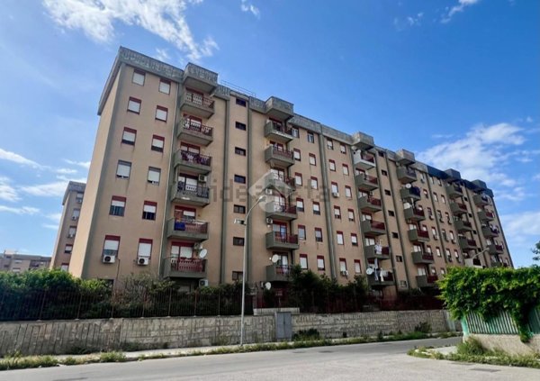 appartamento in vendita a Palermo in zona Acqua dei Corsari