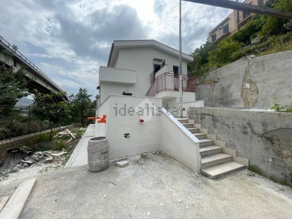 casa indipendente in vendita a Palermo in zona Calatafimi / Cuba