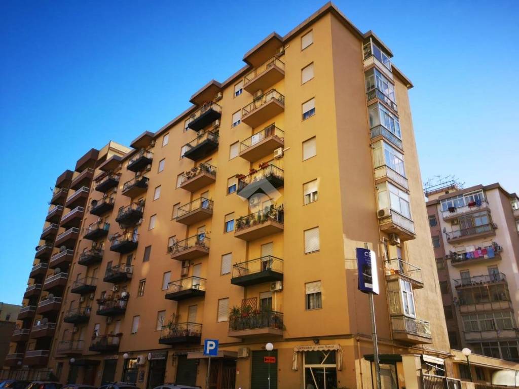 appartamento in vendita a Palermo in zona Uditore
