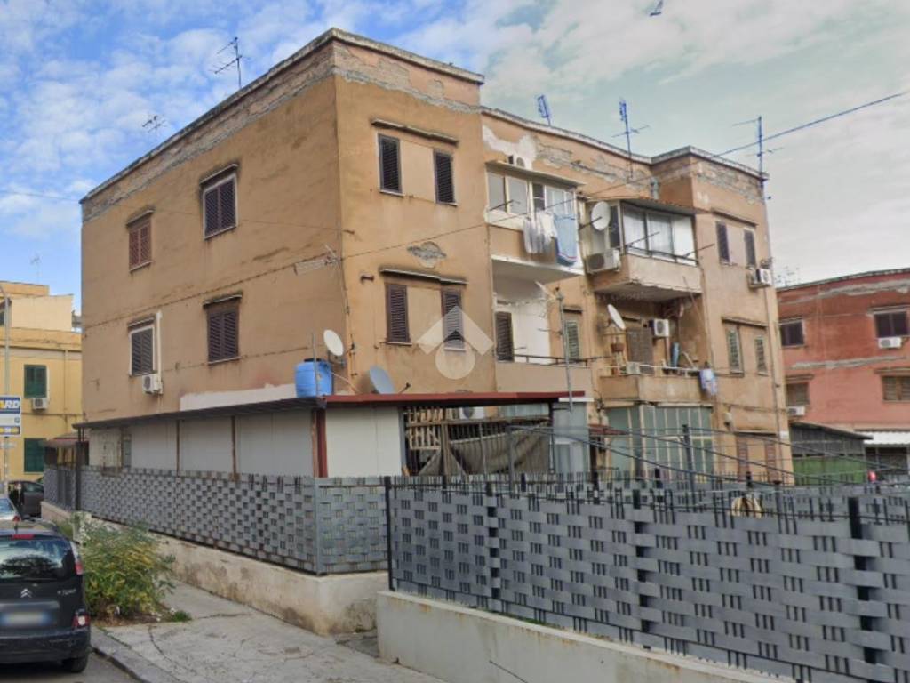 appartamento in vendita a Palermo in zona Oreto