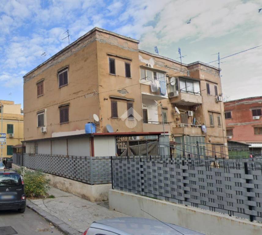 appartamento in vendita a Palermo in zona Montegrappa / Santa Rosalia