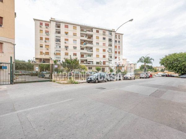 appartamento in vendita a Palermo in zona Zisa