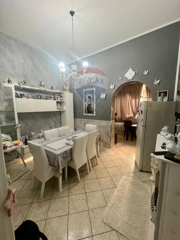 appartamento in vendita a Palermo in zona Montegrappa / Santa Rosalia