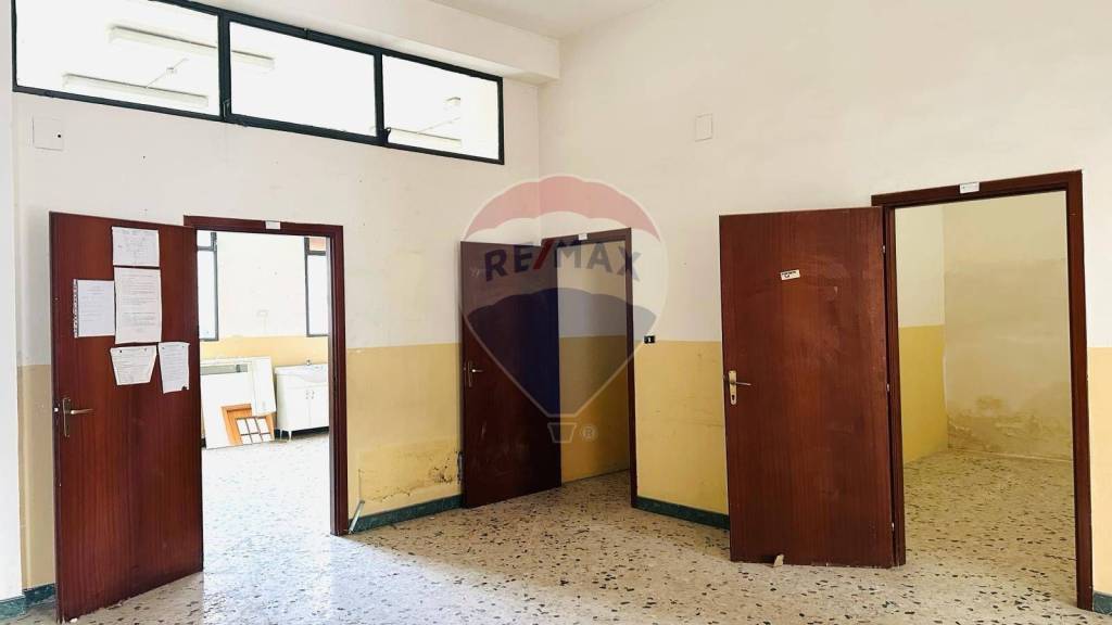 negozio in vendita a Palermo in zona Cruillas